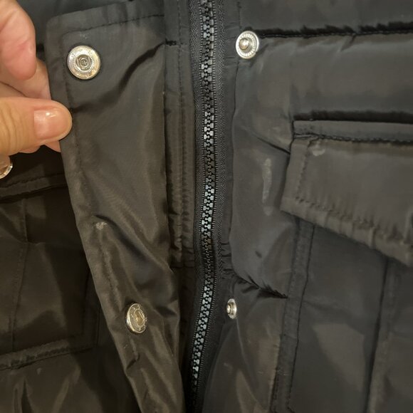 Y2K Bebe size S/P black cropped puffer jacket missing fur Rhinestone logo - Picture 3 of 15